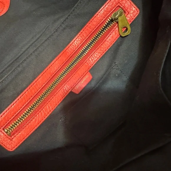 Joelle Hawkens Red Fringe Leather Shoulder Bag - Picture 8 of 8